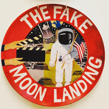 Load image into Gallery viewer, Commemorative Plates Based On Conspiracy Theories